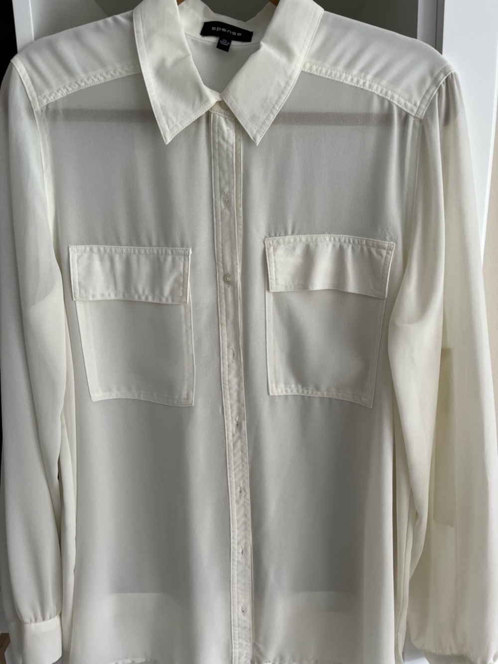 Spense woman’s Cream Button-Front Shirt